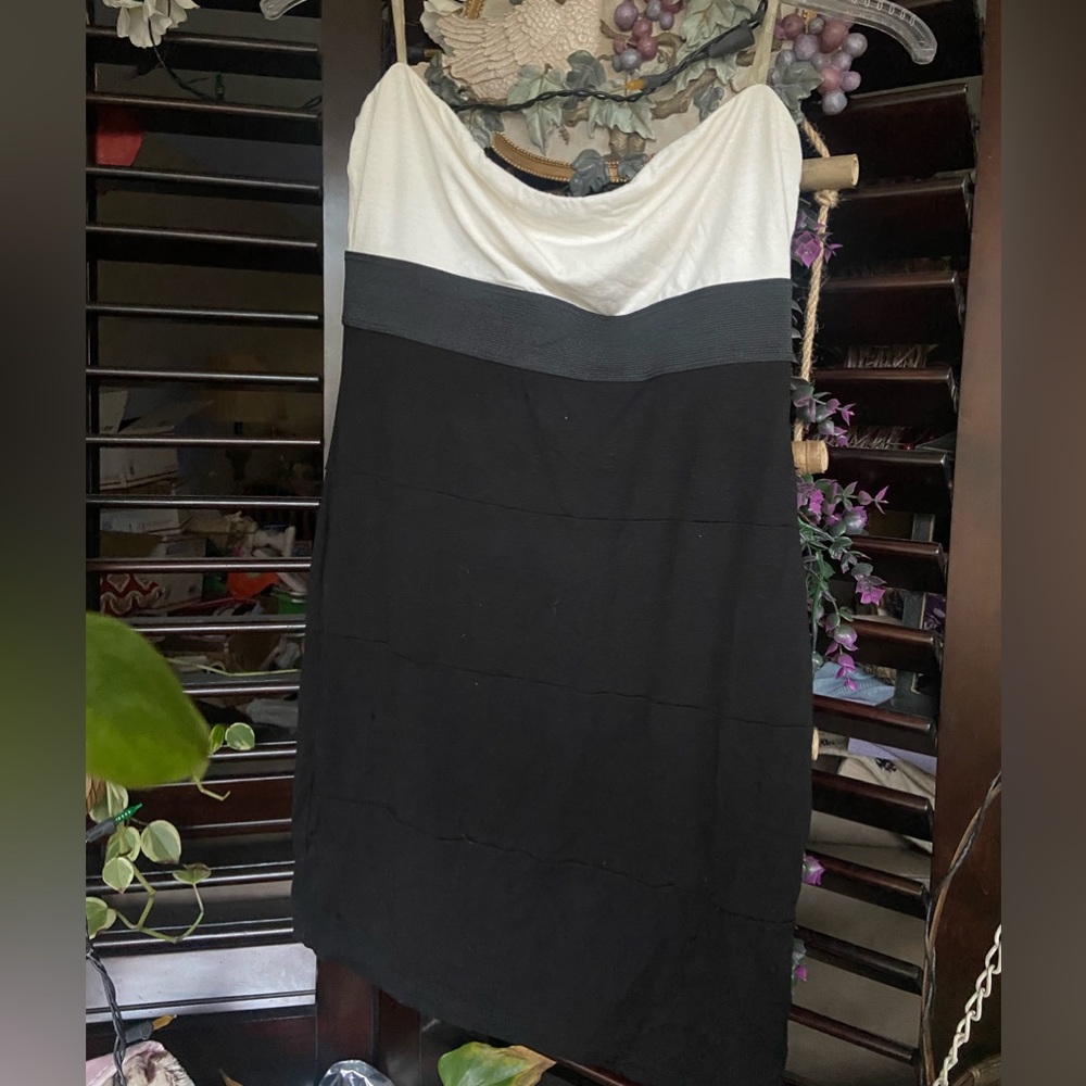 Twenty one strapless mini dress w/elastic waist